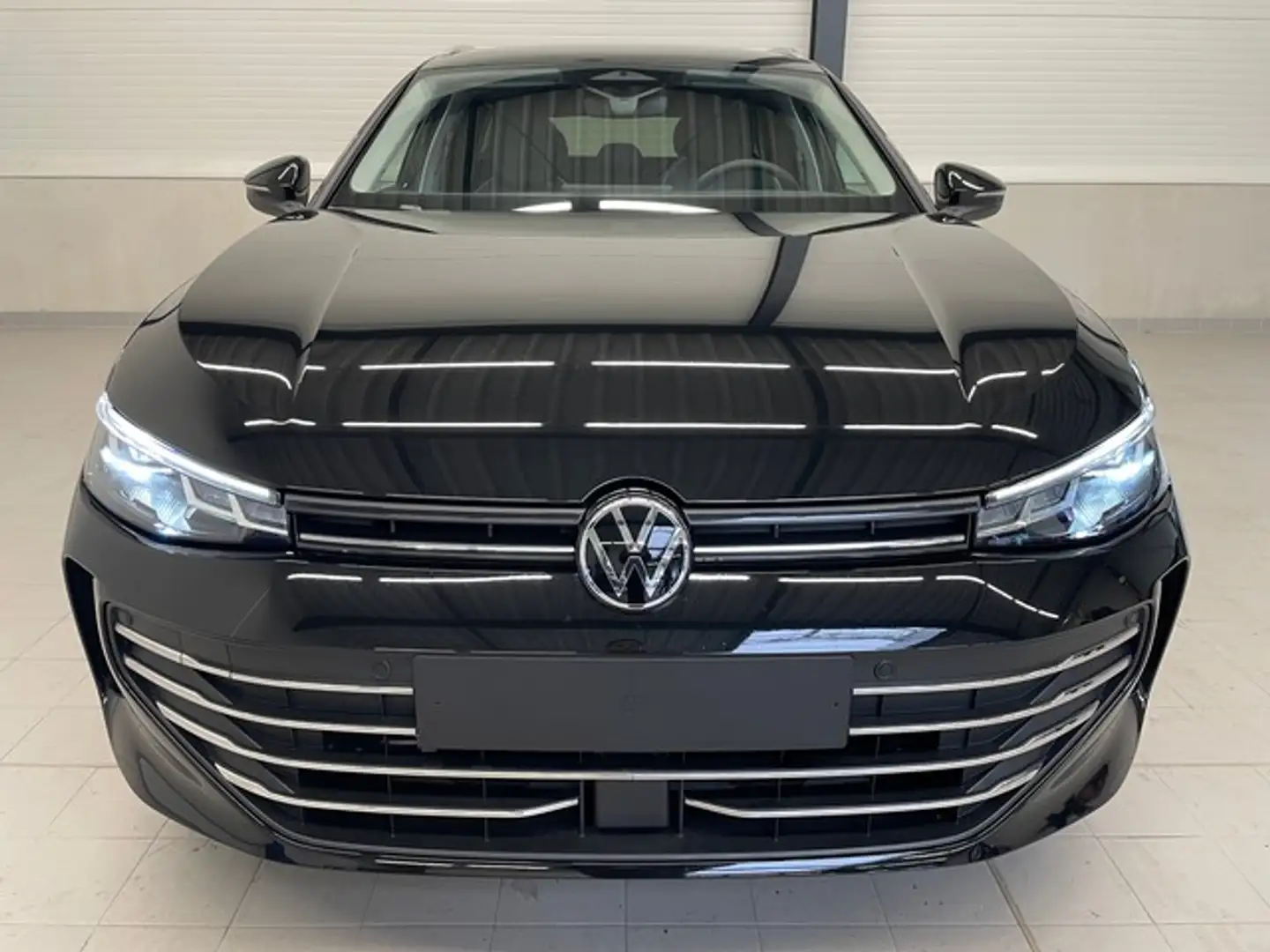 Volkswagen Passat Variant 1.5 TSI eHybrid 150 kW Business APP+ACC+LANE+AH... Schwarz - 2