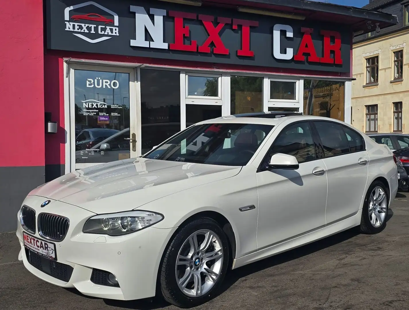 BMW 530 d xDrive|M Paket|Navi|Kamera|S-Dach|Leder|He White - 2