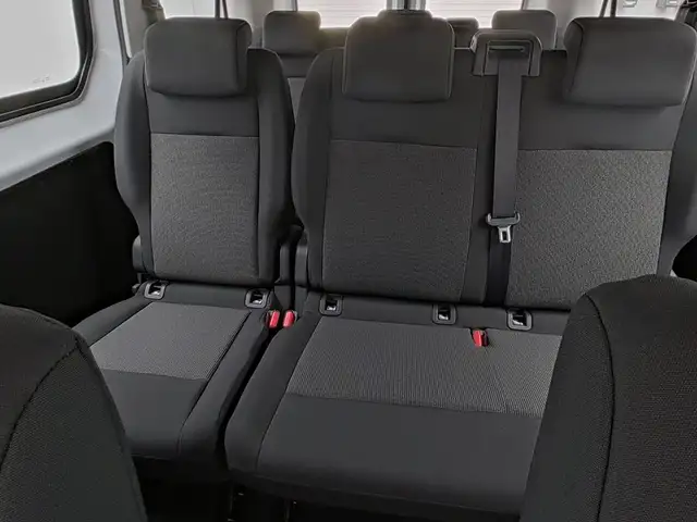 Peugeot Expert view 15