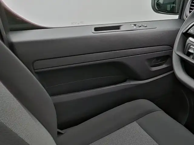 Peugeot Expert view 14