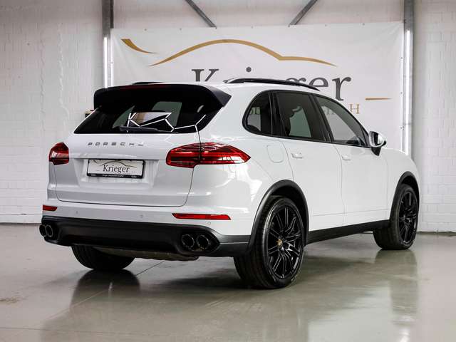 Porsche Cayenne S *CHRONO*PANORAMA*AHK*LUFT*21°*