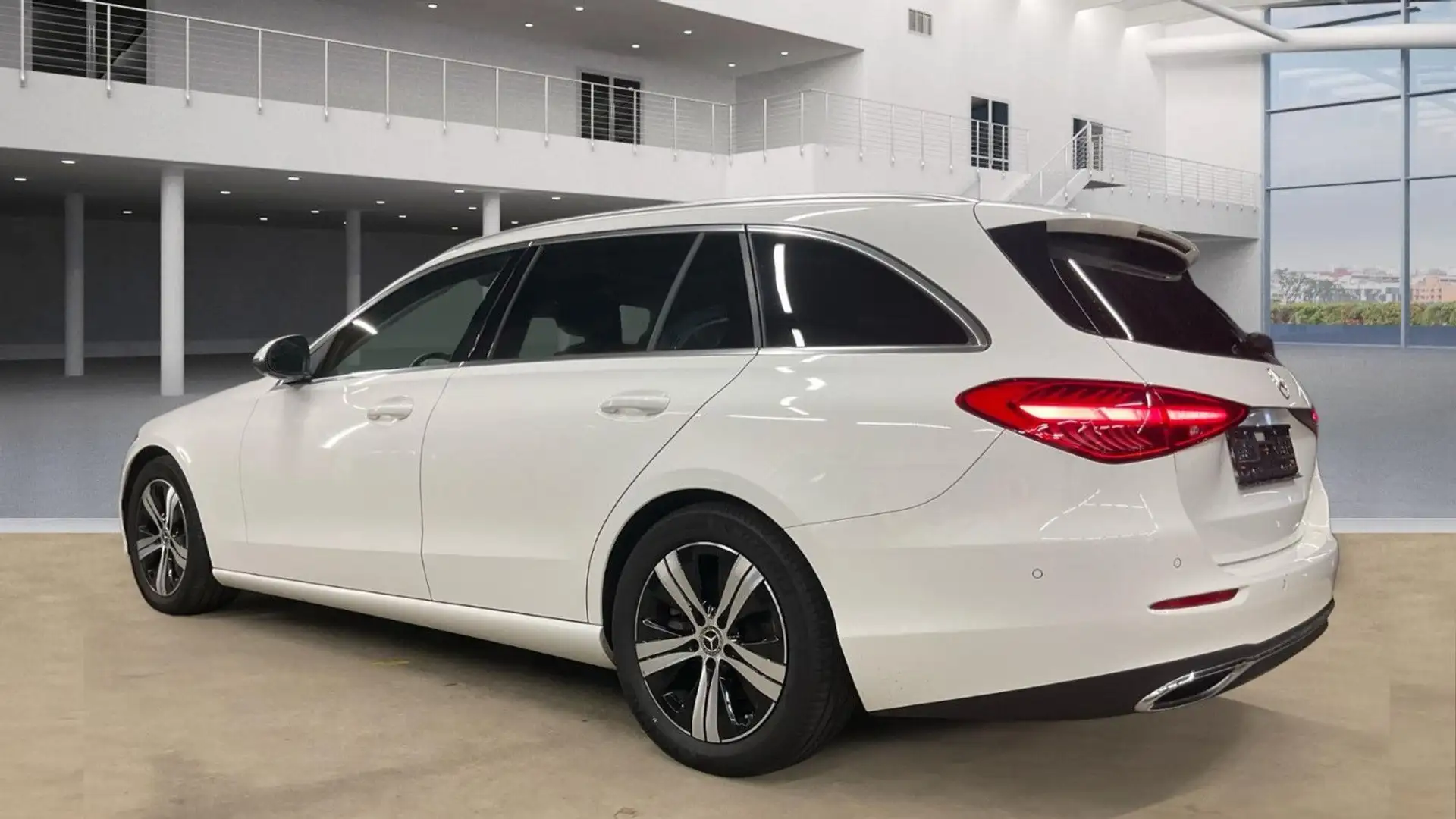 Mercedes-Benz C 180 T Pano*Leder*AHK*Kamera*TW*LedHigh*Memory Weiß - 2