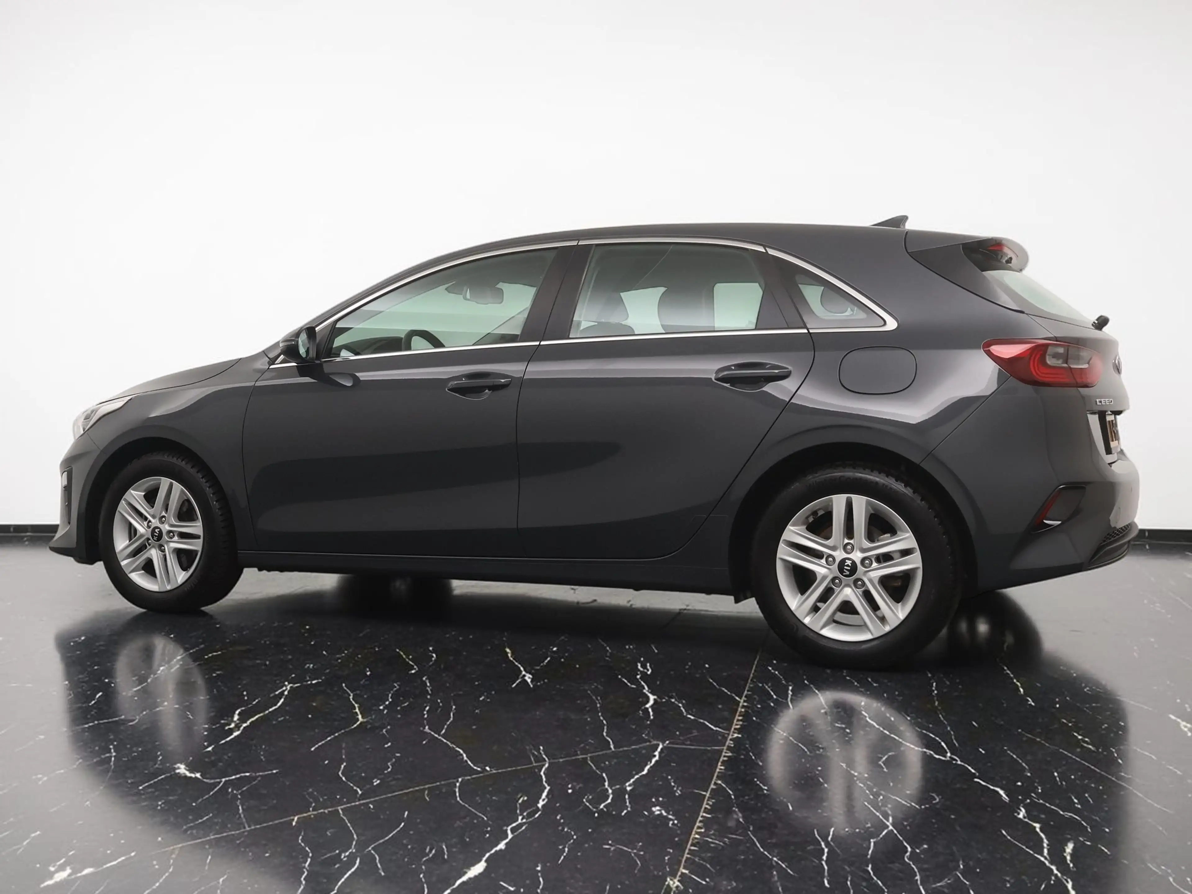 Kia Ceed / cee'd 1.0 T-GDi 120PK DynamicLine 5-d - Navigatie - Came — photo 5