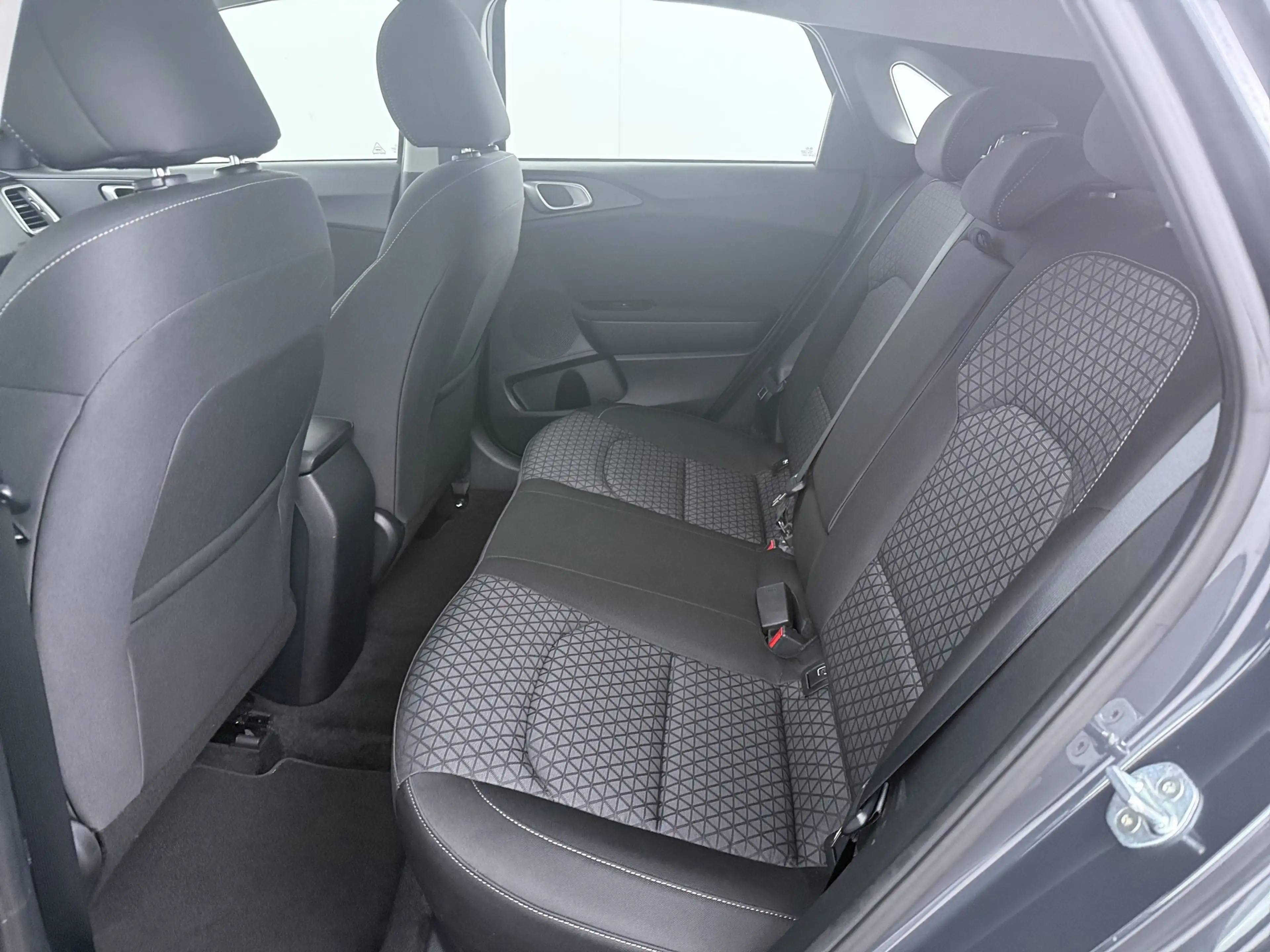 Kia Ceed / cee'd 1.0 T-GDi 120PK DynamicLine 5-d - Navigatie - Came — photo 26
