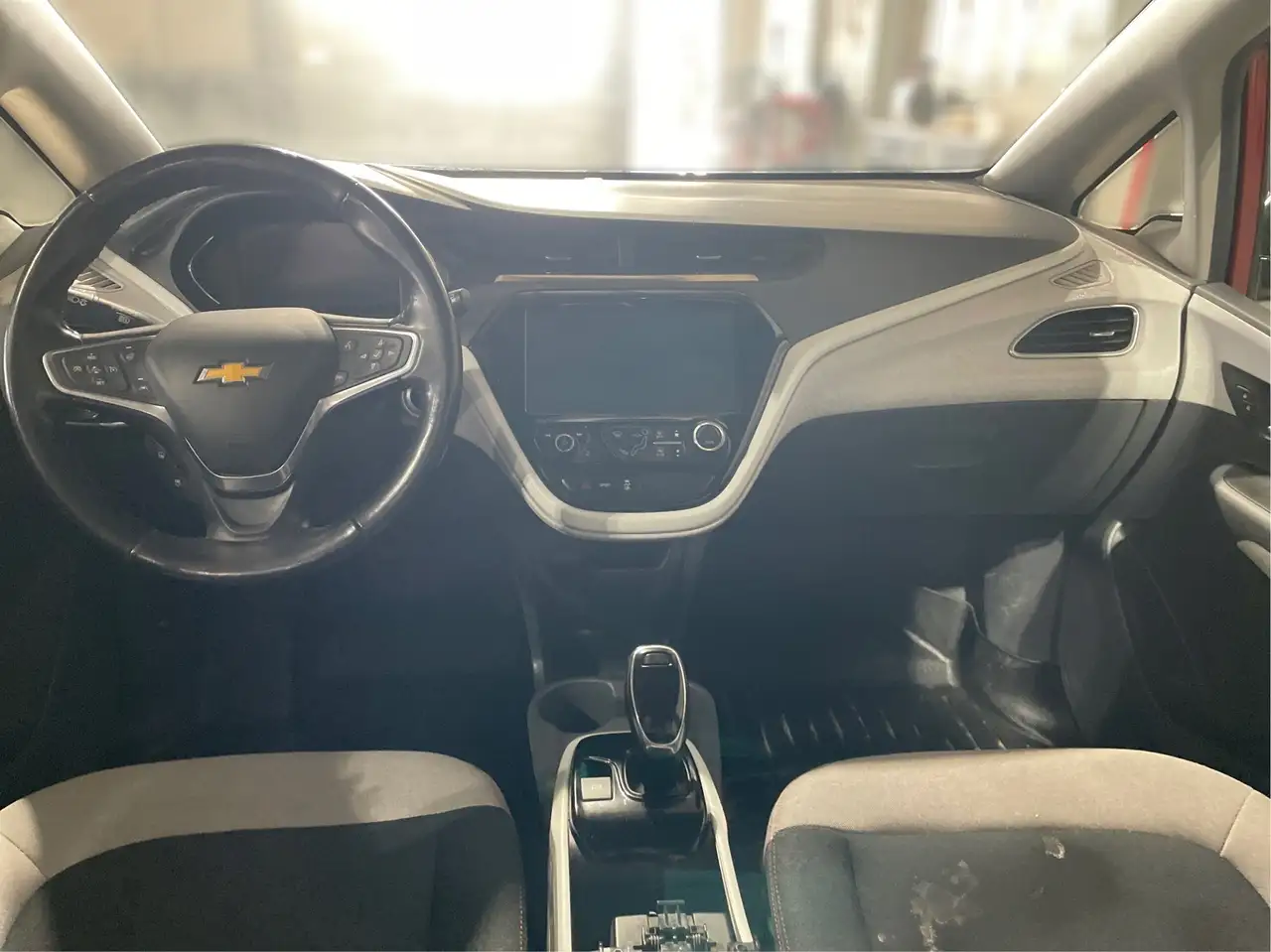 Chevrolet Bolt снимка Chevrolet Bolt