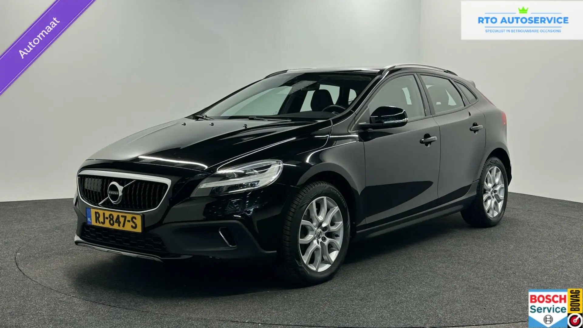Volvo V40 Cross Country 2.0 D3 Summum CAMERA ECC CRUISE LM. Noir - 1