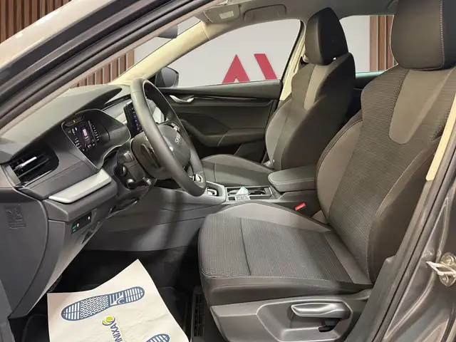Skoda Octavia view 13