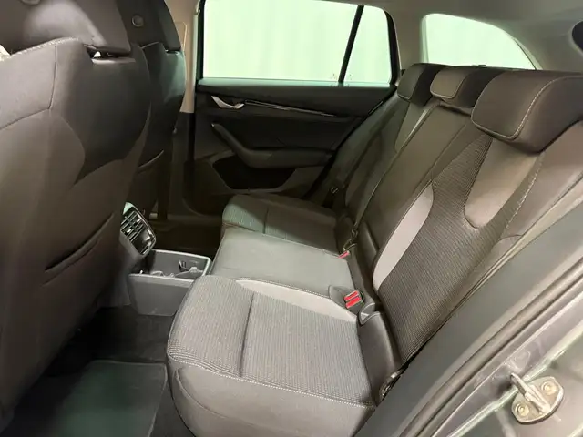 Skoda Octavia view 26