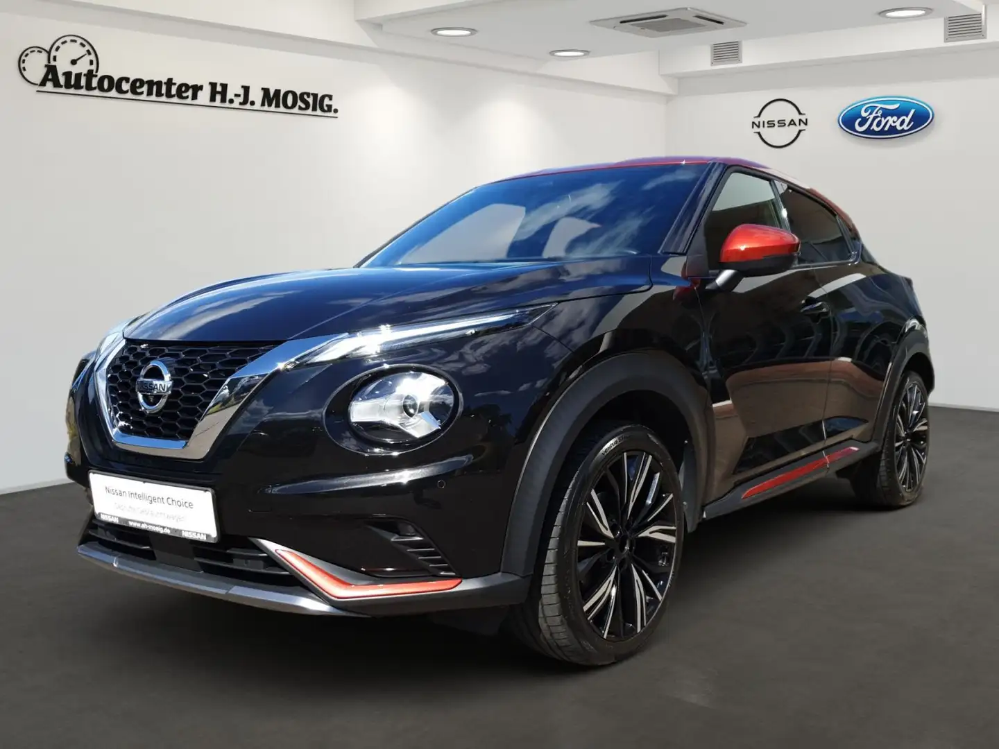 Nissan Juke 1,0 Automatik N-Design / +Winterräder Schwarz - 2