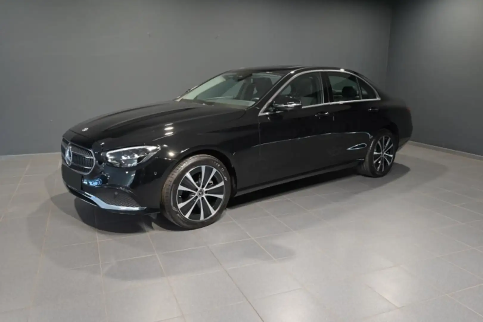 Mercedes-Benz E 200 d S.W. Auto Business Sport Nero - 2