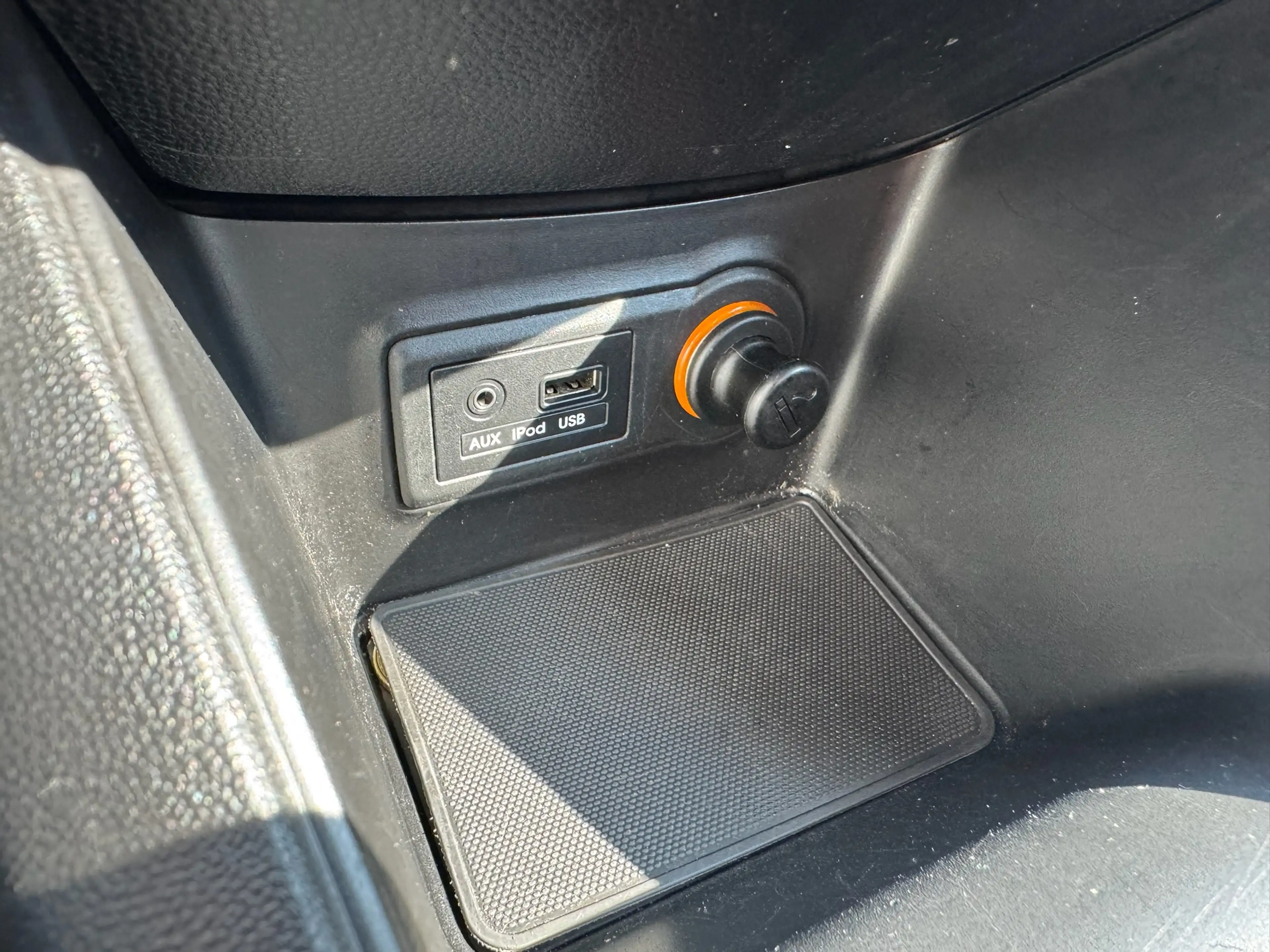 Kia Venga 1.4i Mind 76000km/Clim/Cruise/Carnet/Gar12M — photo 15