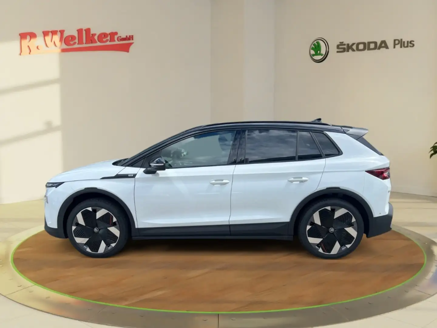 Skoda Elroq 85 Lodge ''Ausstattungspaket MAXX''Sportpaket''Hea Weiß - 2