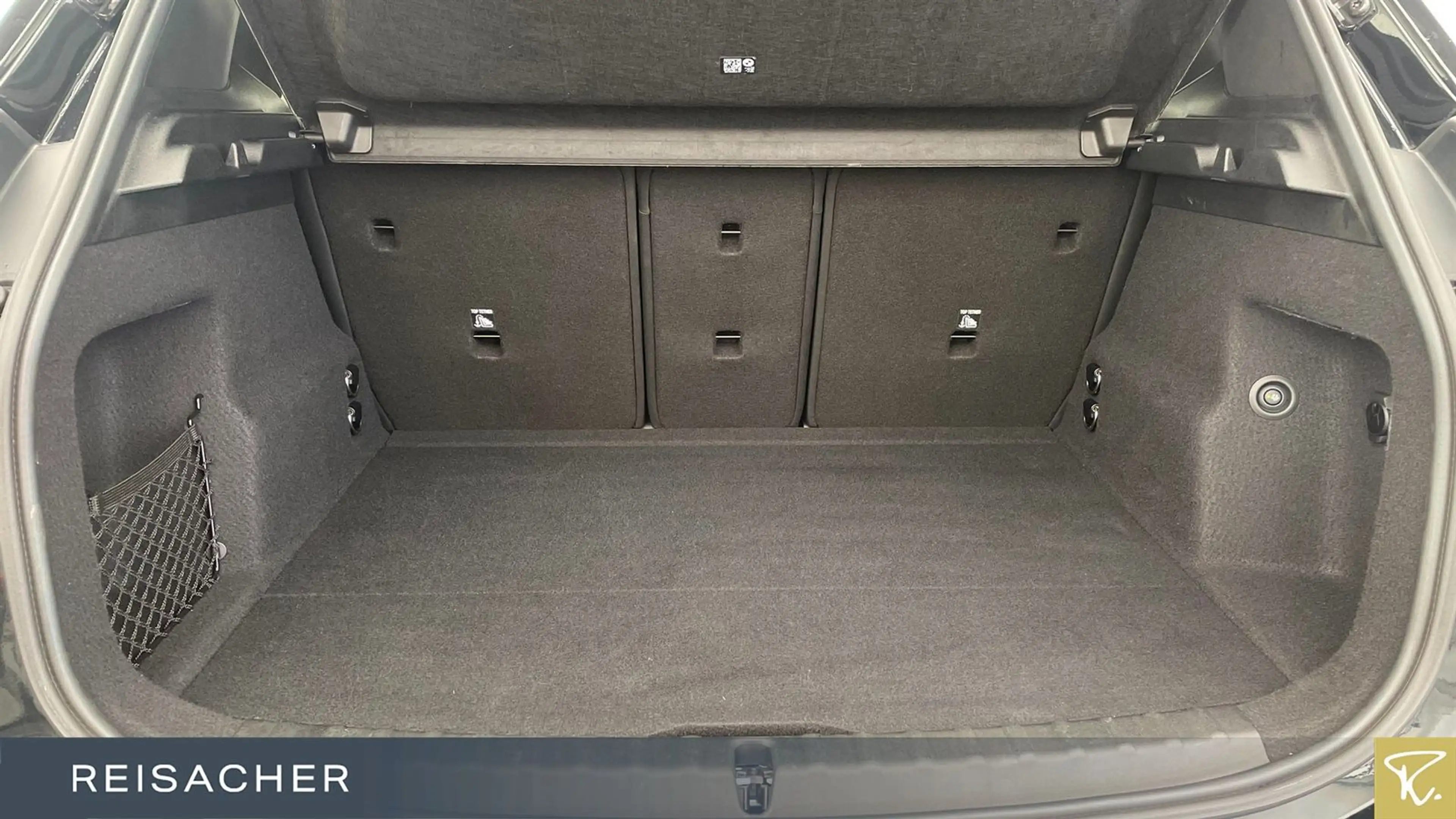 BMW 223 223i A xDrive Active Tourer — photo 10