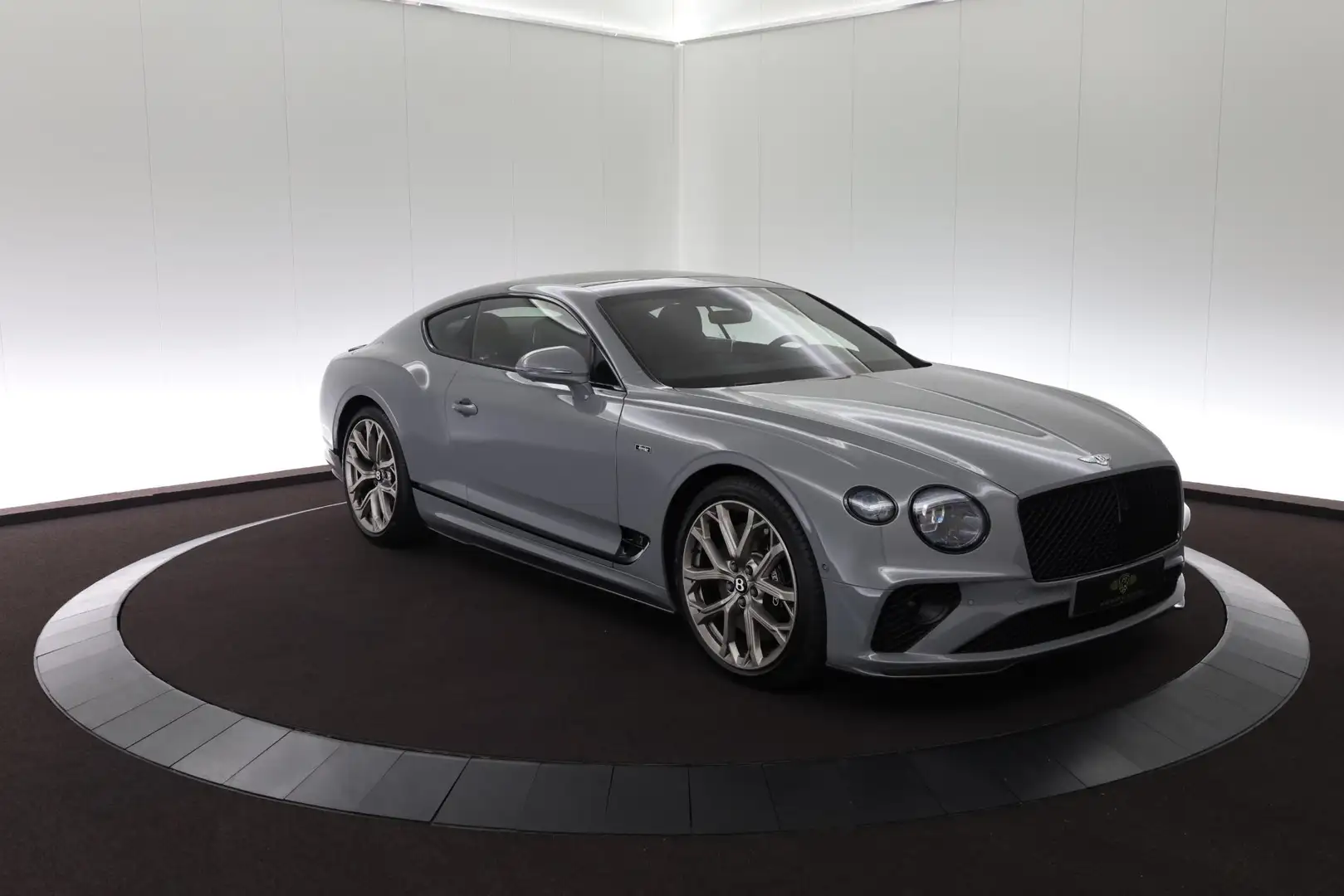 Bentley Continental GT 6.0 W12 Speed Edition 12 -1 of 120- Grau - 2