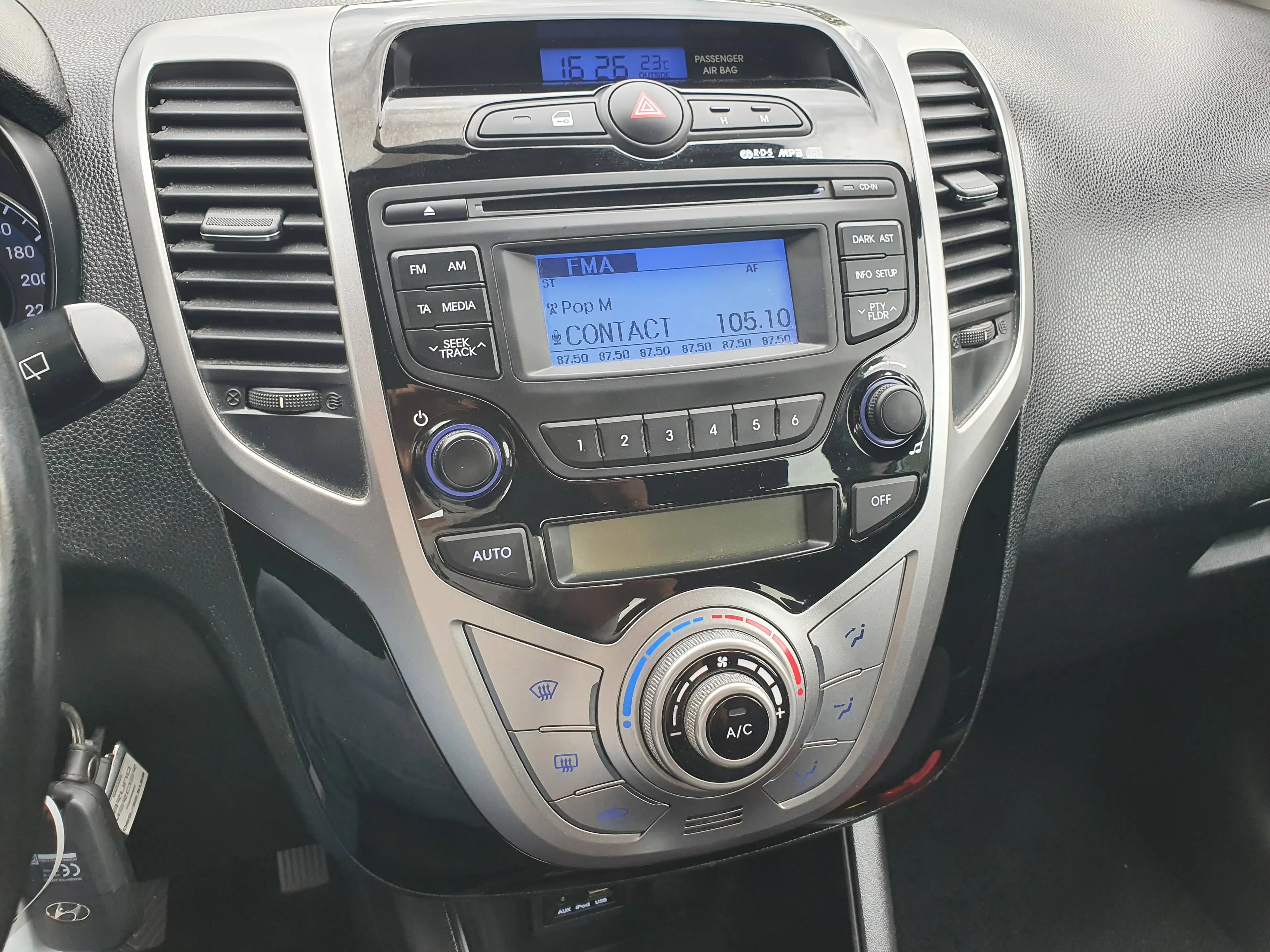 Hyundai iX20 🟢1.4 CRDi 90CV - CLIMATISATION - CRUISE - CARNET D'ENTRETIEN — photo 10