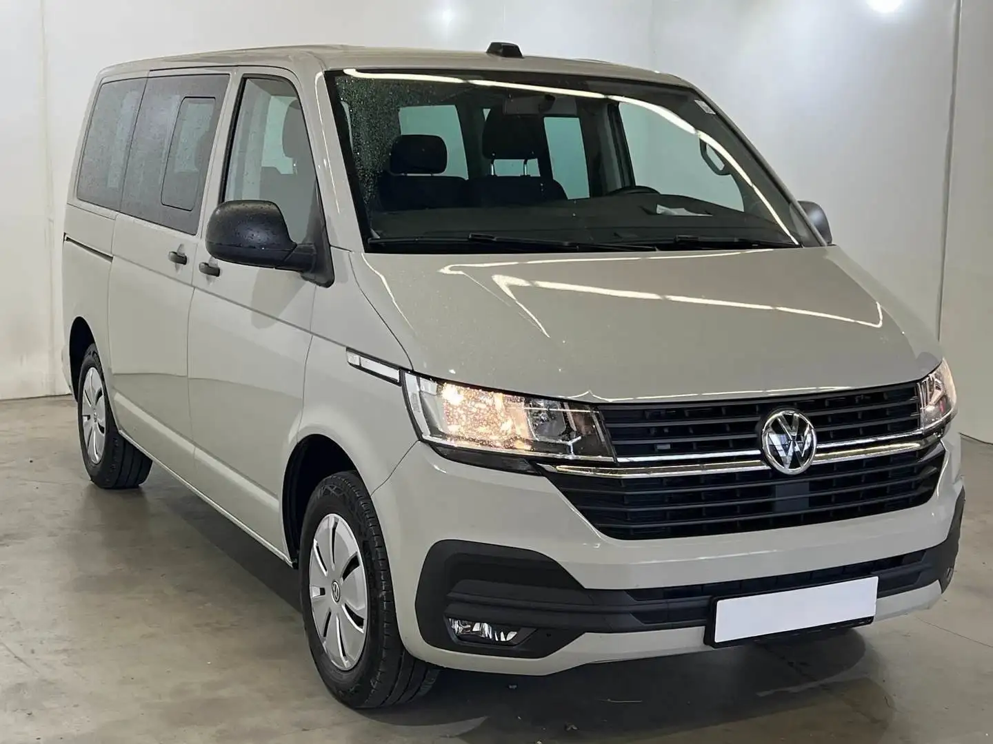 Volkswagen T6.1 Caravelle T6.1 *2,0TDI *150PS *KR *6-SITZER *AHK Weiß - 2