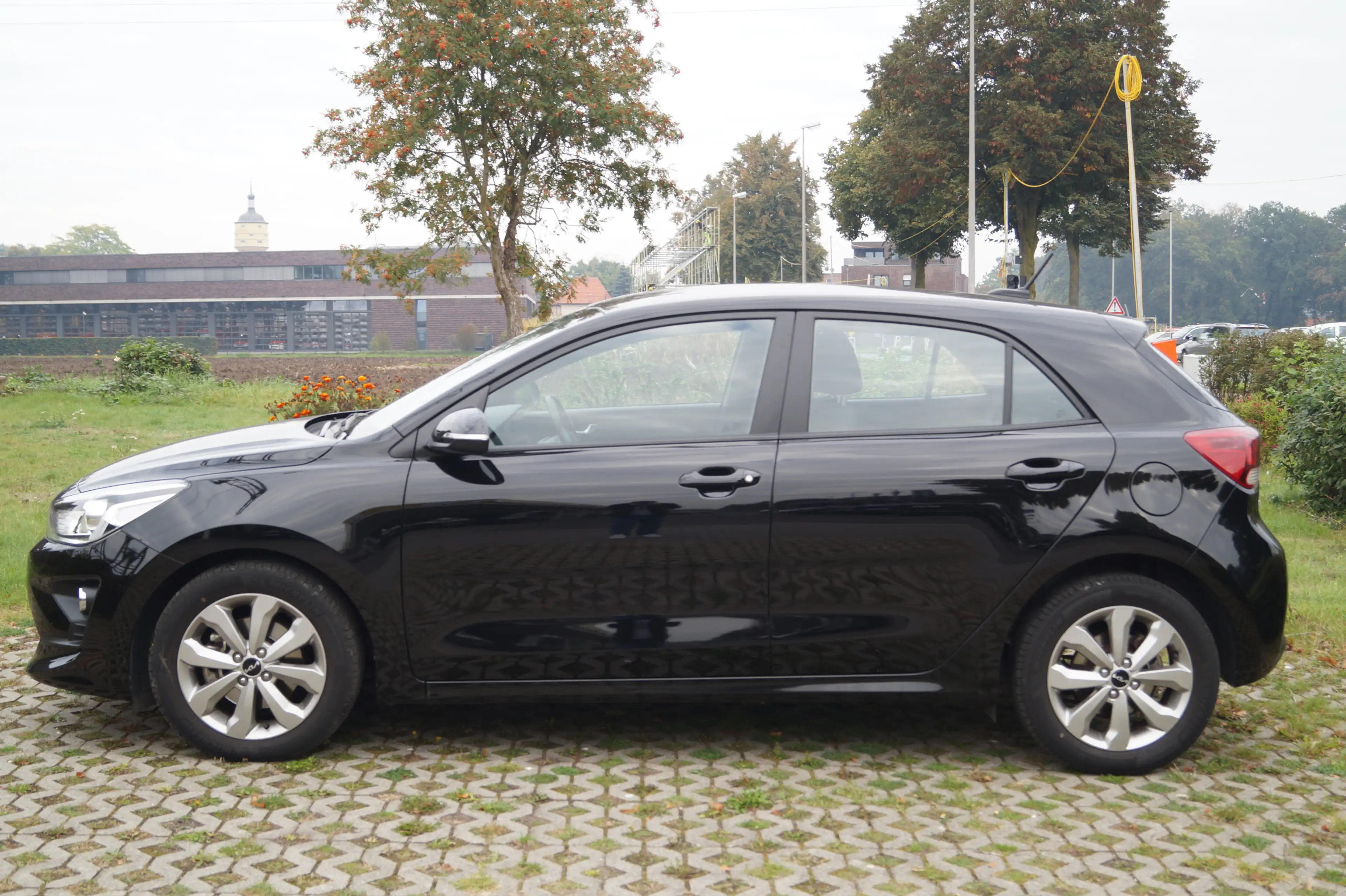 Kia Rio 1.0T-GDI VISION-AUT.-NAVI-LED-SHZG-TEMPOMAT- — photo 3