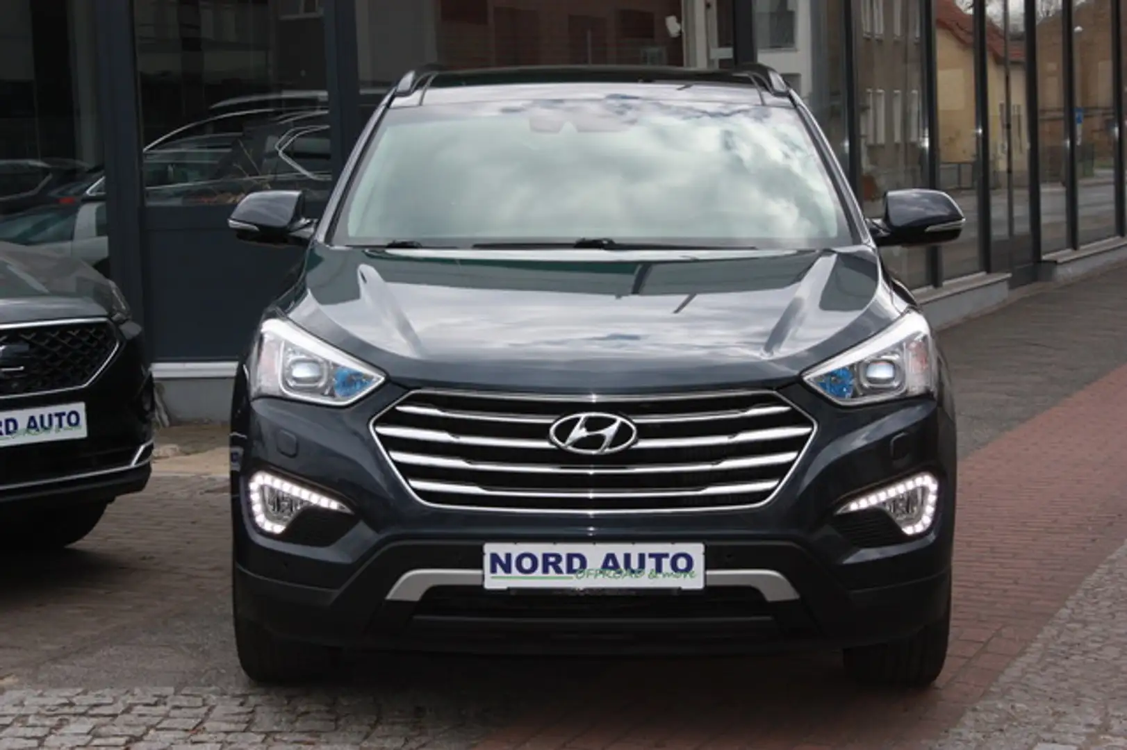 Hyundai Grand Santa Fe PREMIUM 7Sitze Leder/Navi/Pano Gris - 2
