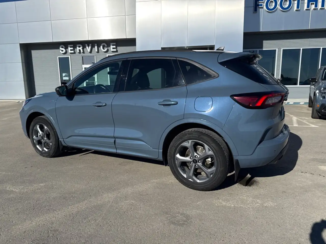 Ford Escape снимка Ford Escape