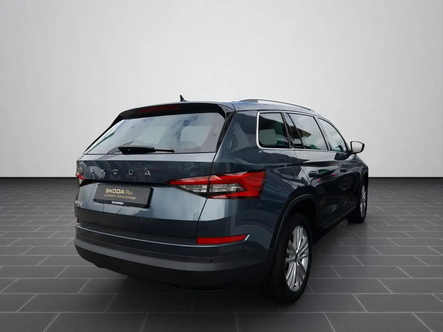 Skoda Kodiaq Style 2.0 TDI DSG AHK Navi VC SHZ Grau - 2