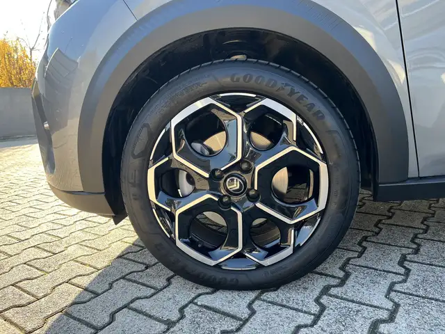 Citroen C3 view 8
