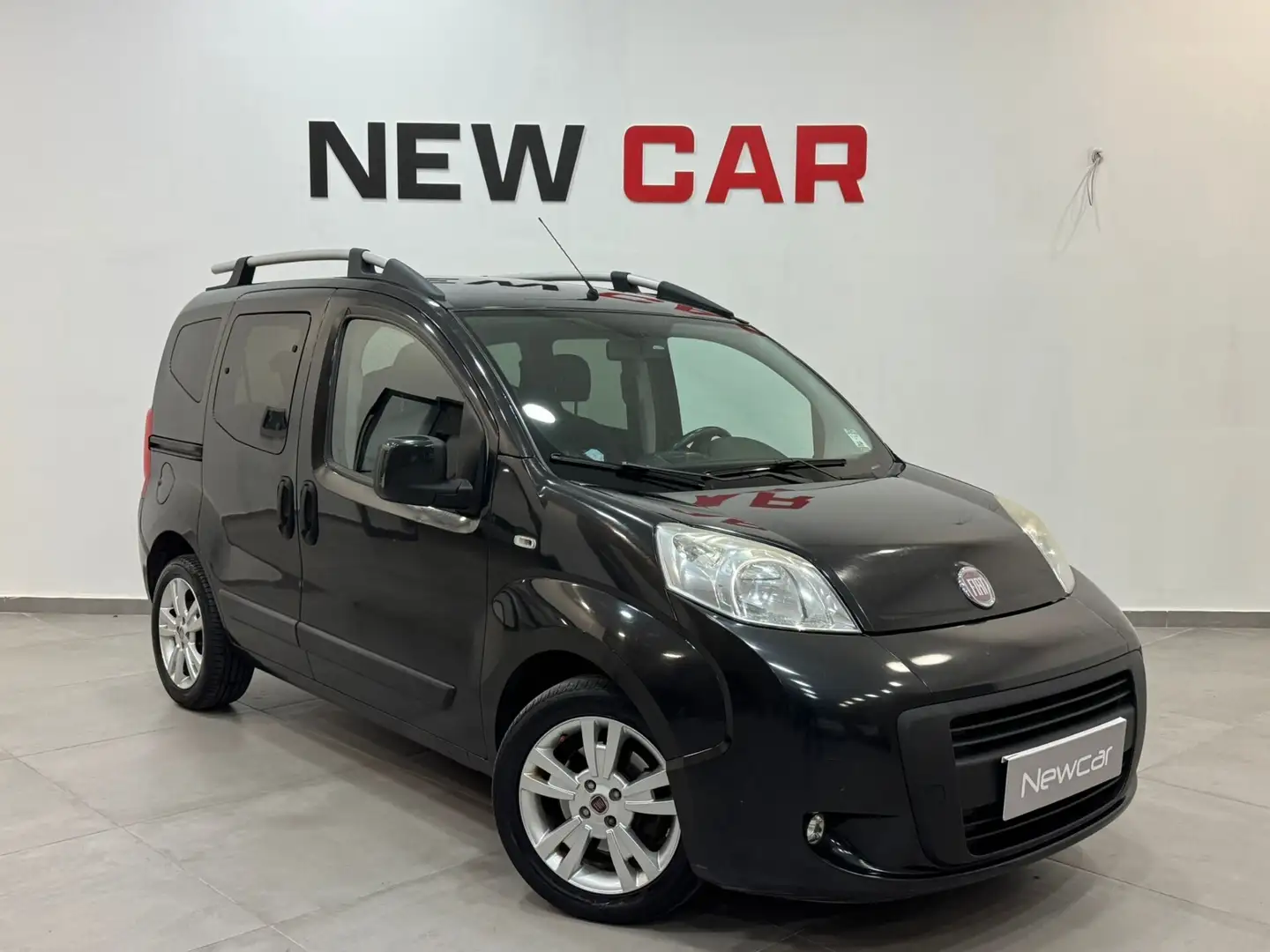 Fiat Qubo QUBO 1.3 MJT 75 CV Trekking Noir - 1
