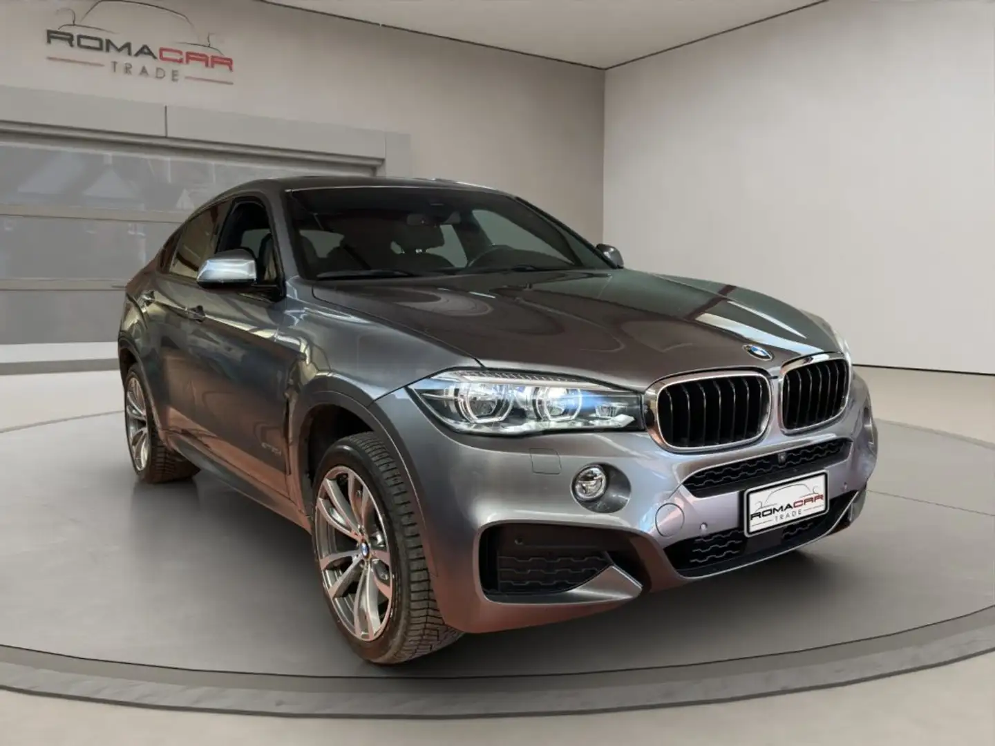BMW X6 xDrive30d 249CV Msport Grau - 2