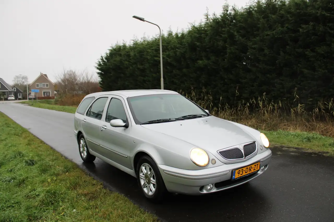 Lancia Lybra SW 1.8-16V LX 1 Eigenaar, foto 8