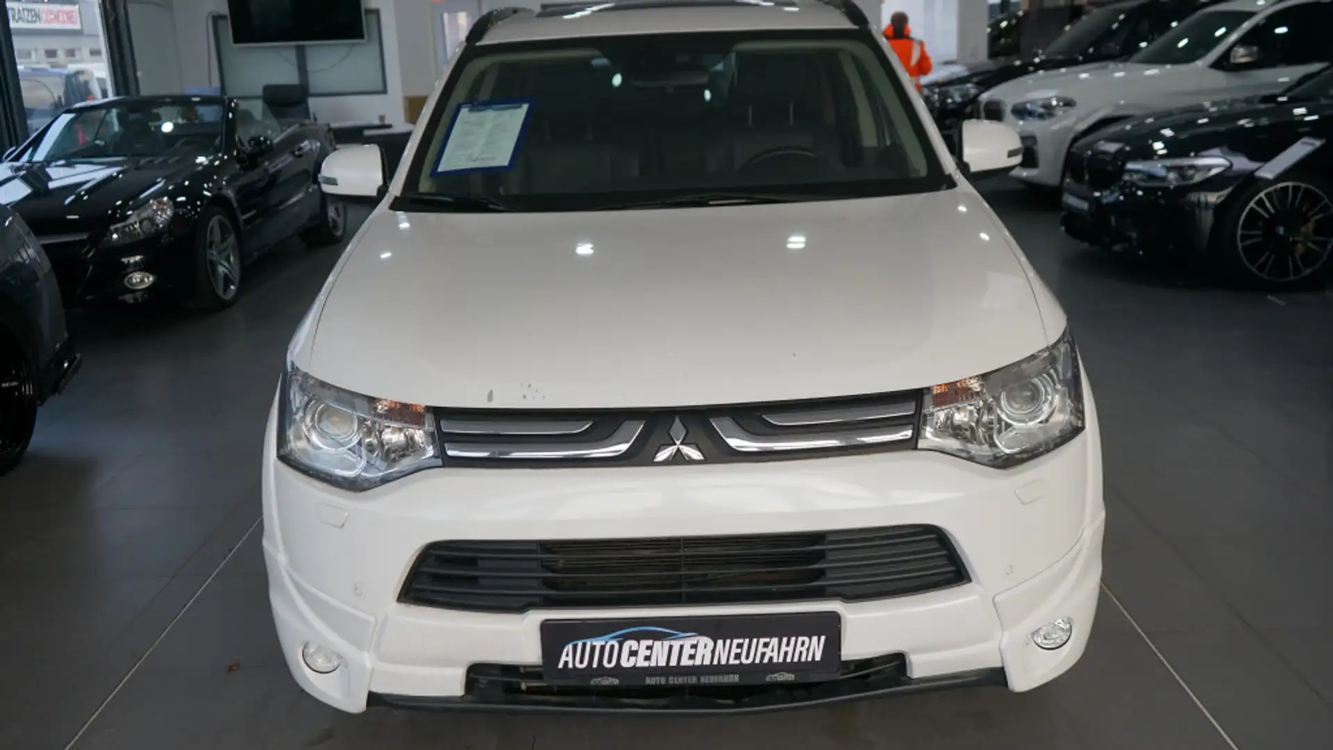 Mitsubishi Outlander Instyle ClearTec 4WD Zylinderkopfschaden Blanc - 2