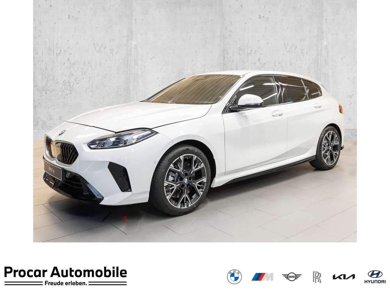 BMW 123 — BMW 123 xDrive MSport + H/K + WKR + DA +18"