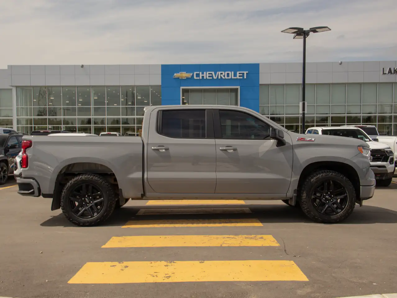 Chevrolet Silverado 1500 снимка Chevrolet Silverado 1500