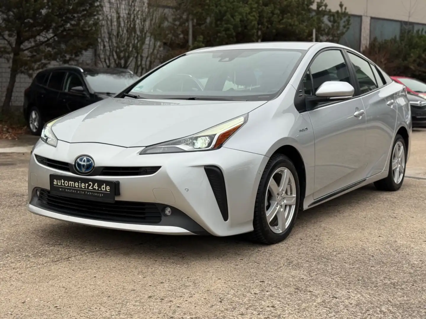 Toyota Prius Executive Argent - 1