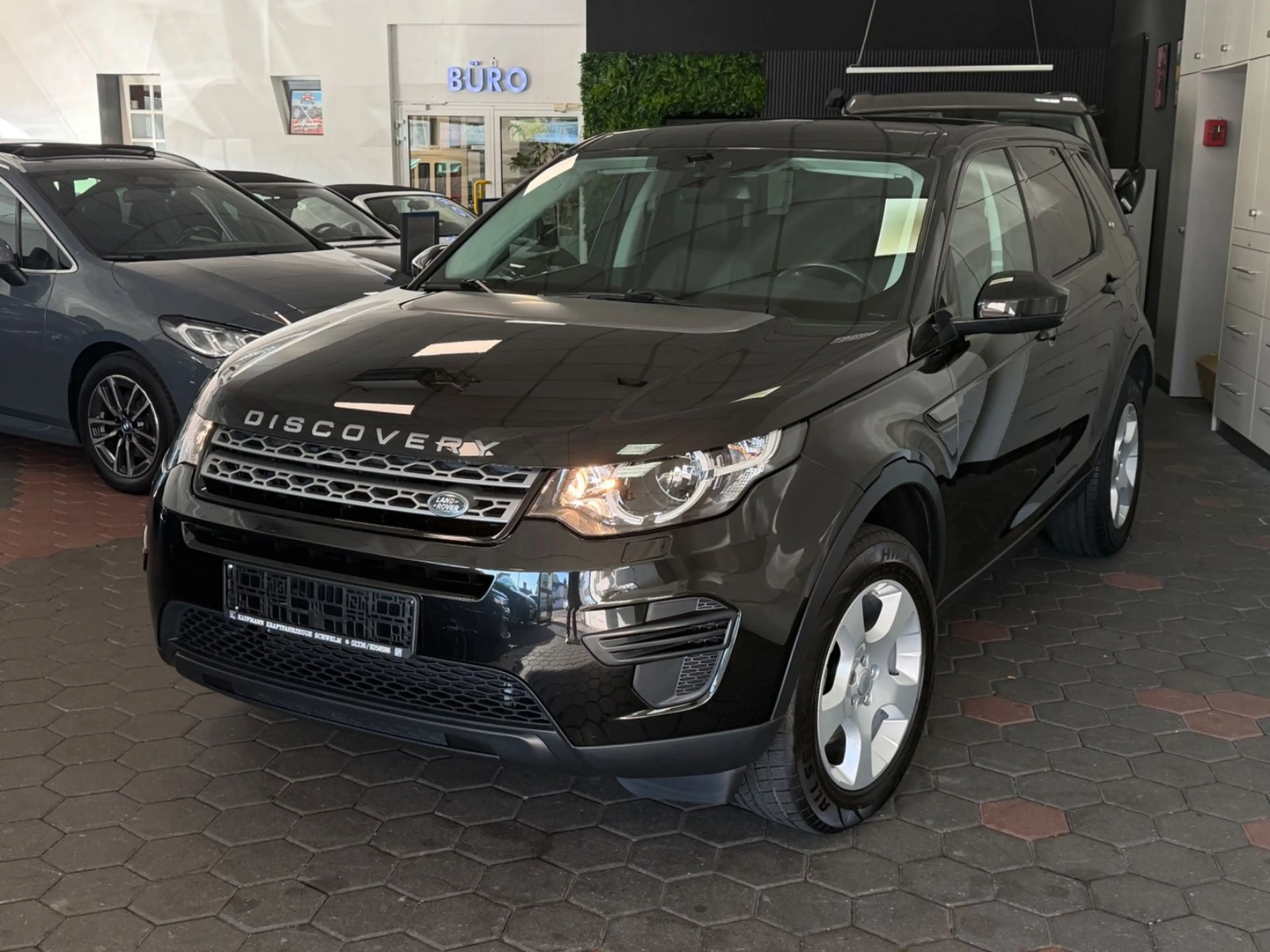 Land Rover Discovery Sport Pure 2.0*PANO*PDC*NAVI*TEMPO*EU6