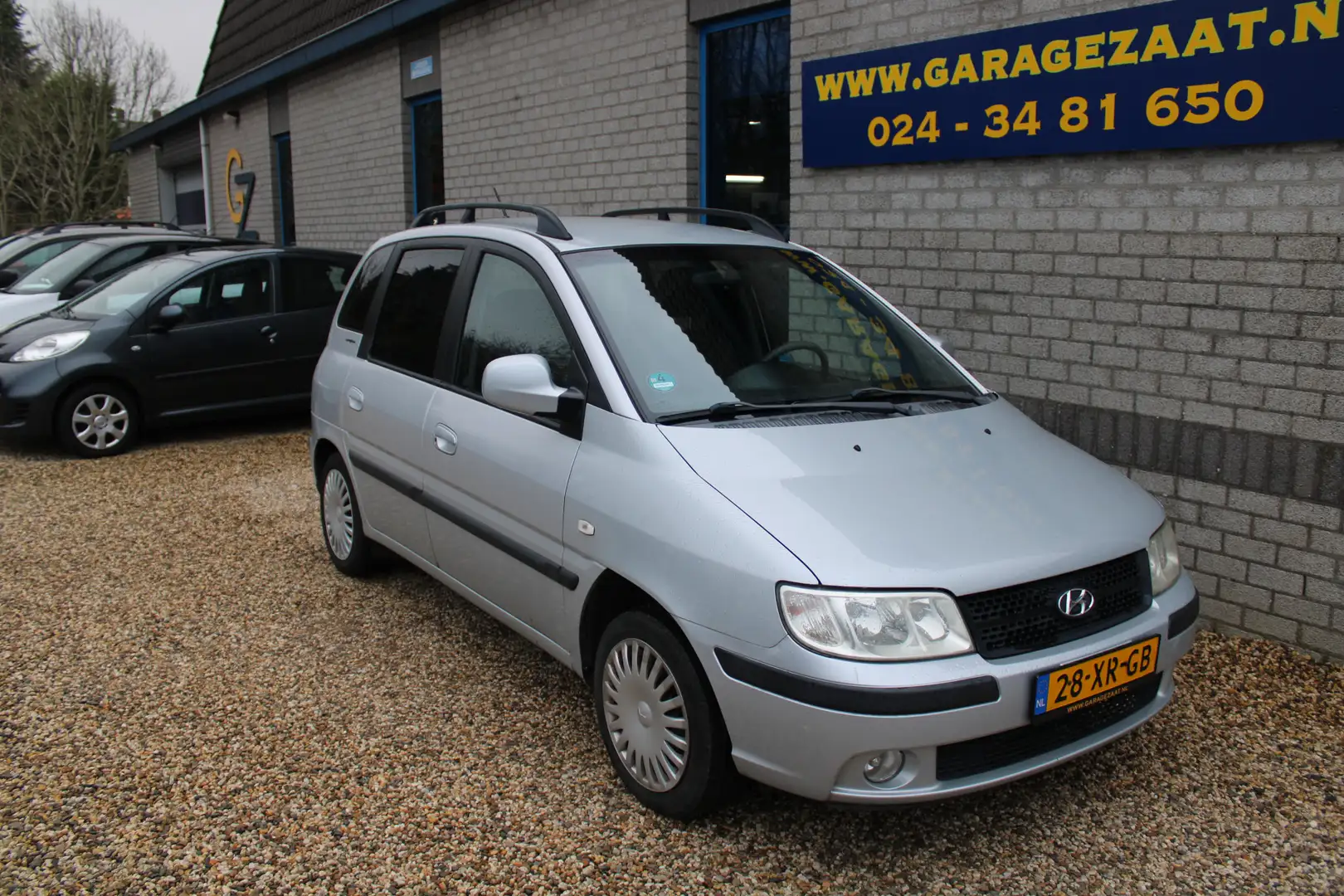 Hyundai Matrix 1.8i Style Airco Trekhaak Gris - 1