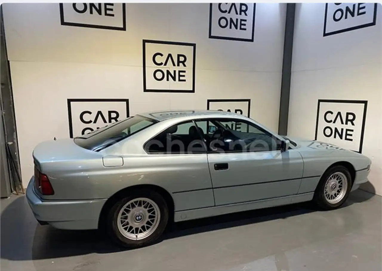 BMW 850i Aut., foto 3