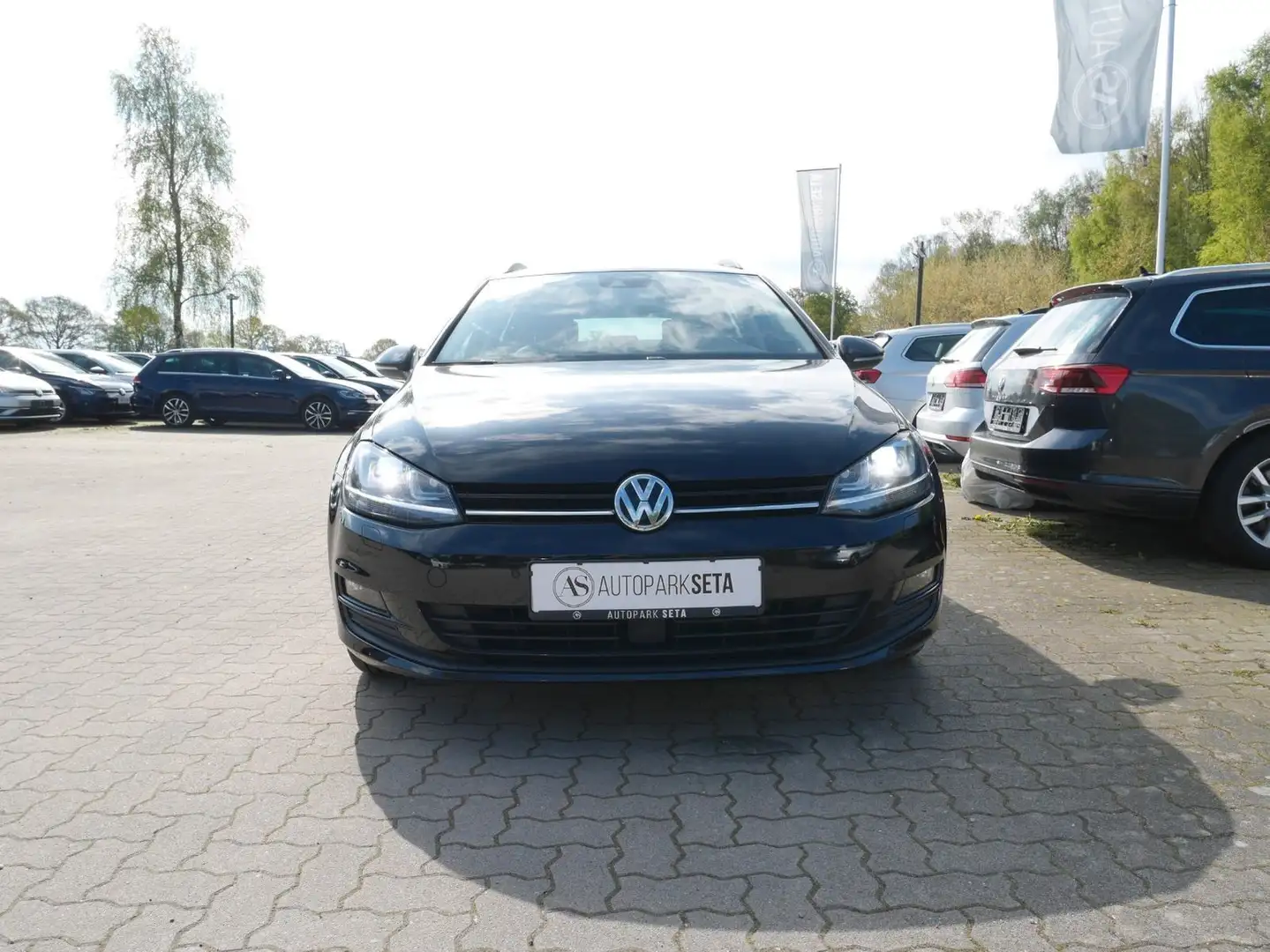 Volkswagen Golf VII 2.0 TDI DSG Var.Comf. Bi-XENON*ACC*MASS Schwarz - 2