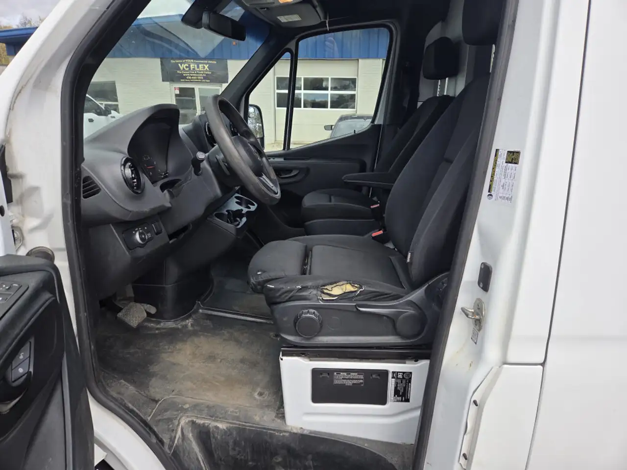 Mercedes-Benz Sprinter снимка Mercedes-Benz Sprinter