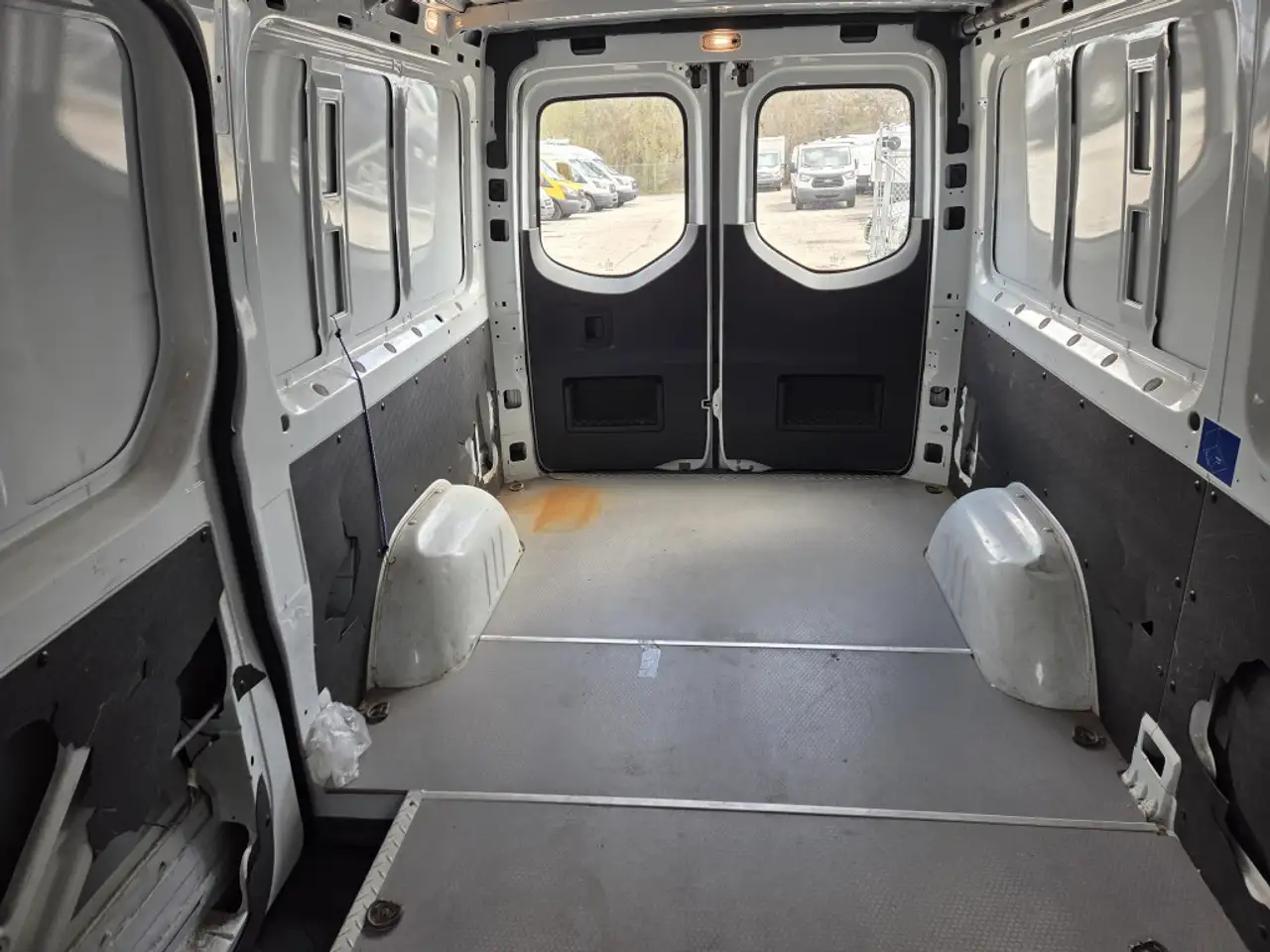 Mercedes-Benz Sprinter снимка Mercedes-Benz Sprinter