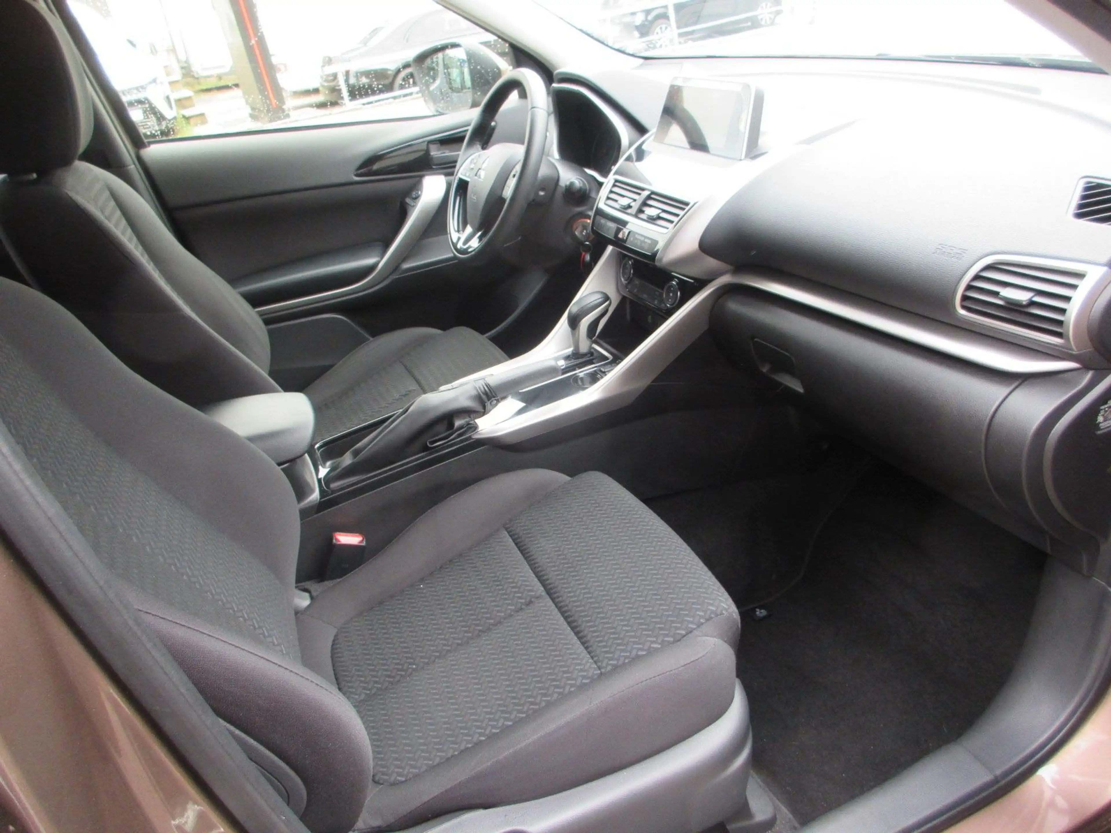 Mitsubishi Eclipse Cross 1.5 Diamant — photo 15