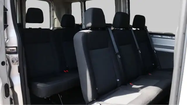 Ford Transit view 13