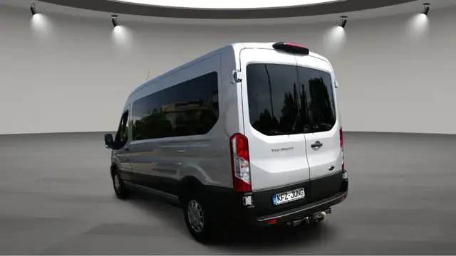 Ford Transit view 4