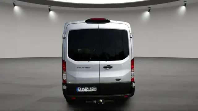 Ford Transit view 5