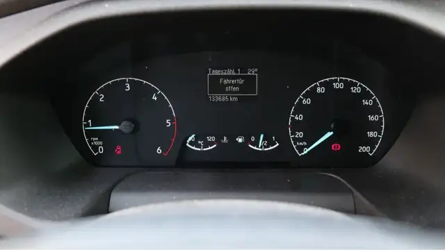 Ford Transit view 10