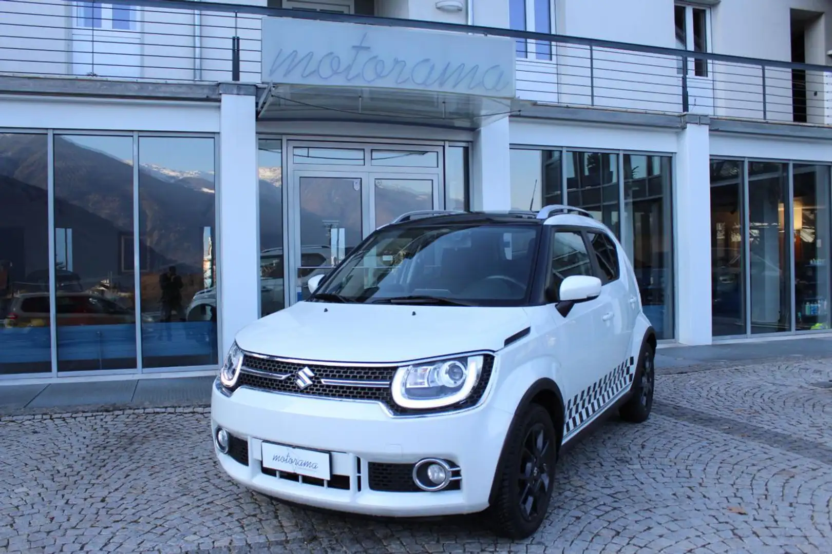 Suzuki Ignis 1.2 Dualjet 4WD All Grip Top Bianco - 1