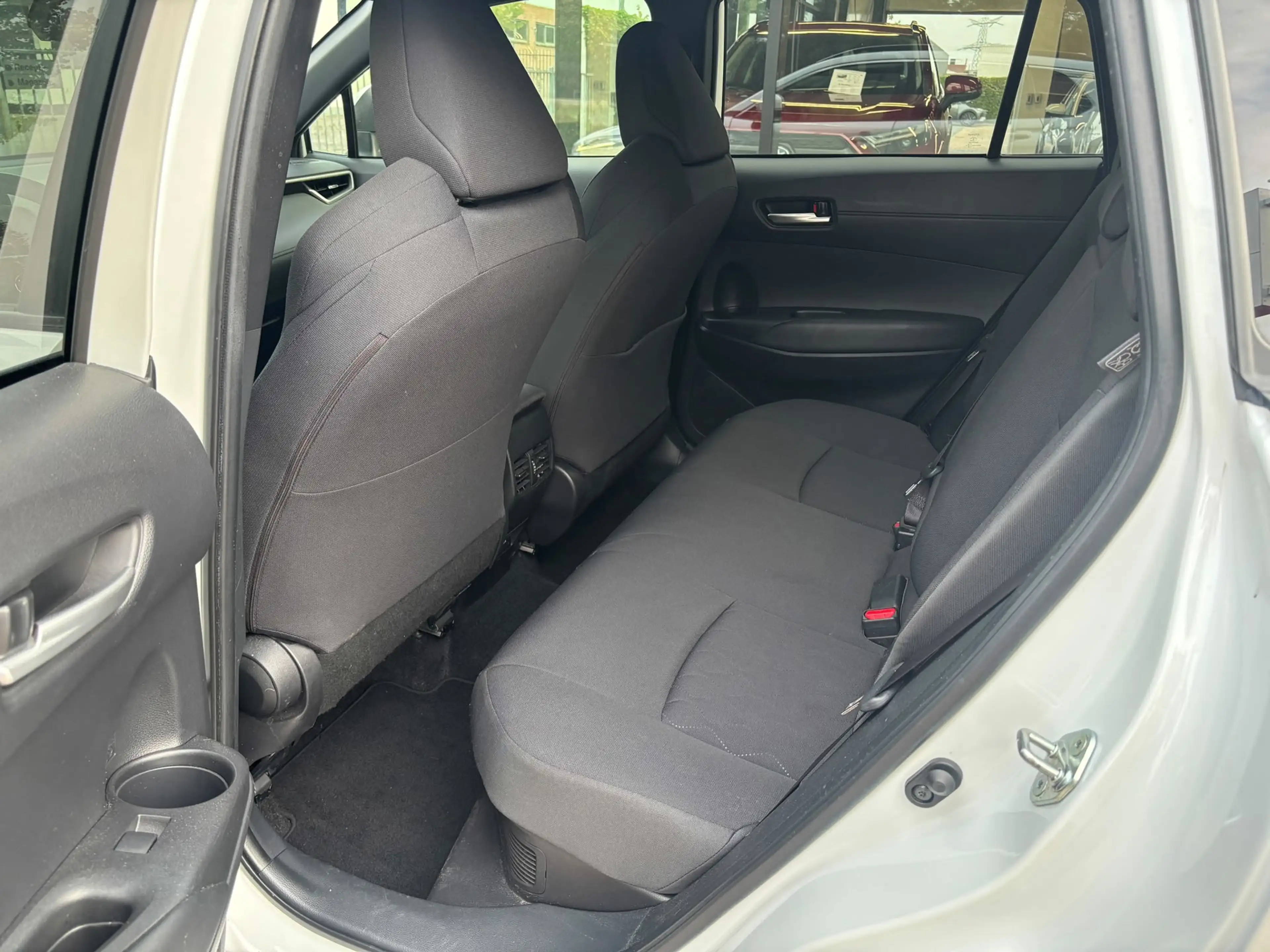 Toyota Corolla Cross Hybrid 200 Style|Trekhaak|Elektrische klep — photo 11
