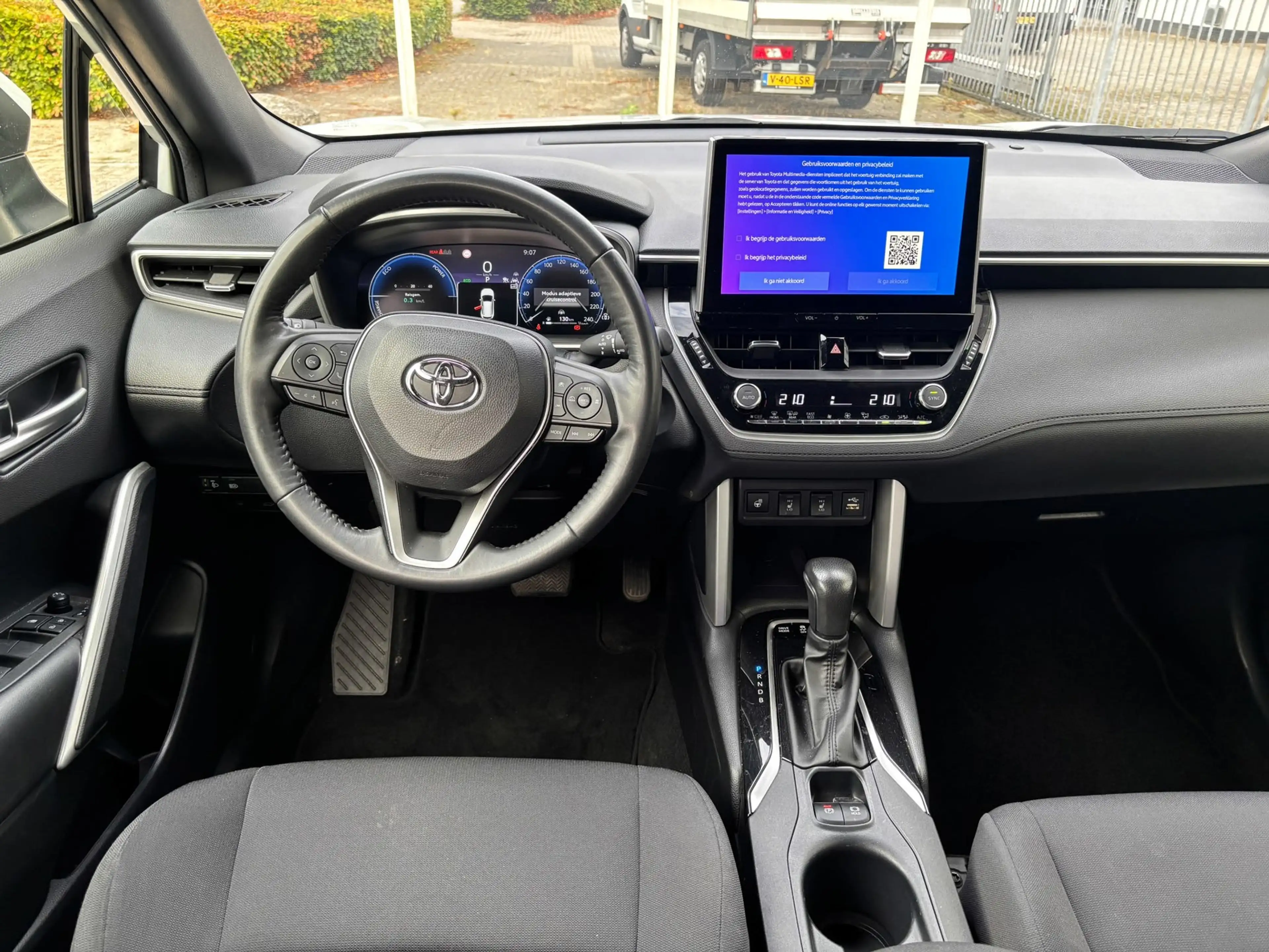Toyota Corolla Cross Hybrid 200 Style|Trekhaak|Elektrische klep — photo 9