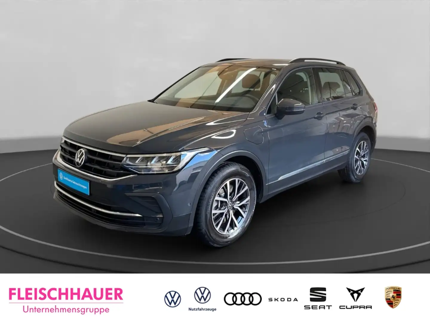 Volkswagen Tiguan 1.4 eHybrid Life LED ACC Navi AHK Klima Temp SHZ Grau - 1