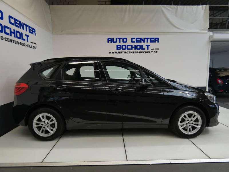 BMW 218 i  Active Tourer Advantage*Navi*Panorama*PDC — photo 6