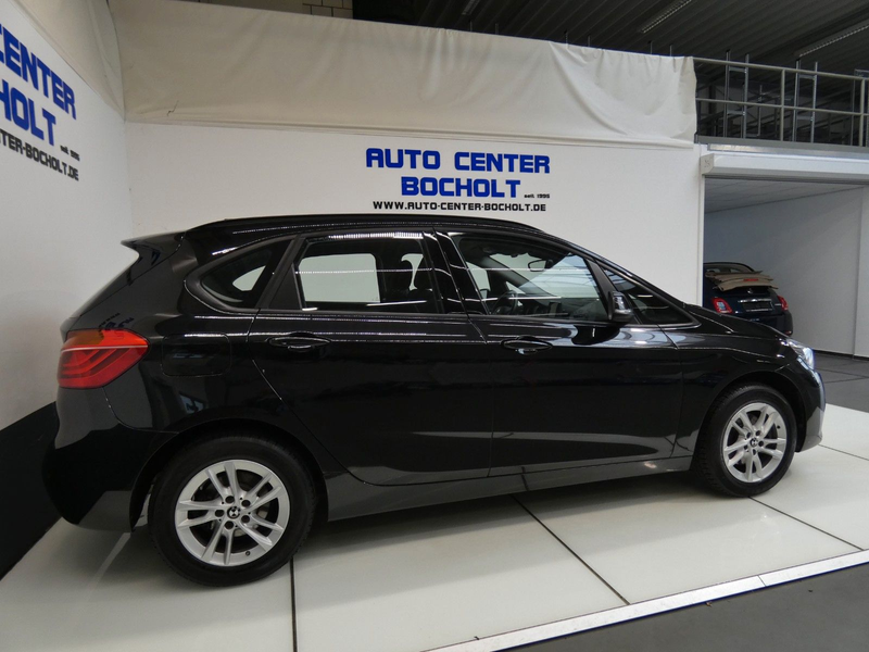 BMW 218 i  Active Tourer Advantage*Navi*Panorama*PDC — photo 7