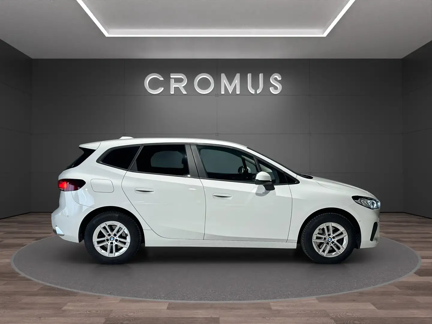 BMW 218 D Active Tourer Luxury auto - 1